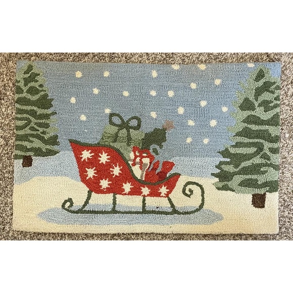 Francesca Collection Christmas Sleigh Rug 20x32 in - Picture 1 of 8
